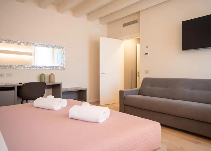 Calcirelli 2* فيرونا