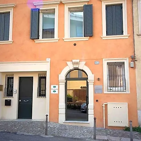 Calcirelli Lägenhetshotell Verona