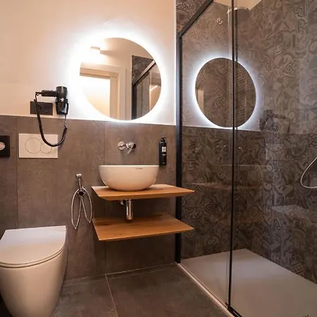 Calcirelli Apartmanhotel 2*